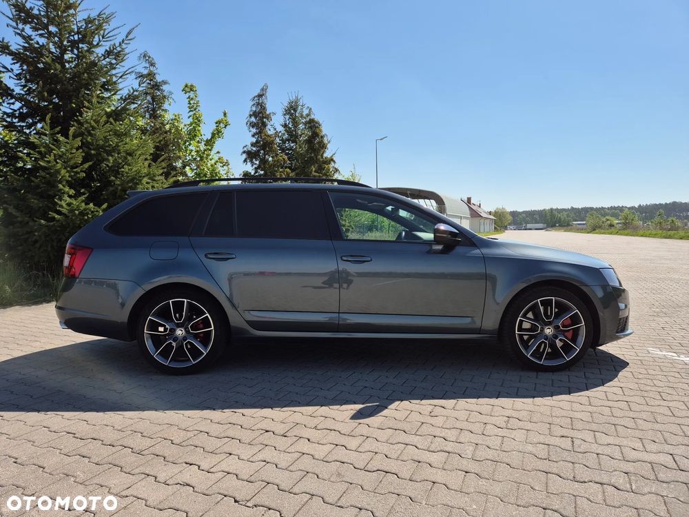 Skoda Octavia 2.0 TDI DSG RS - 5