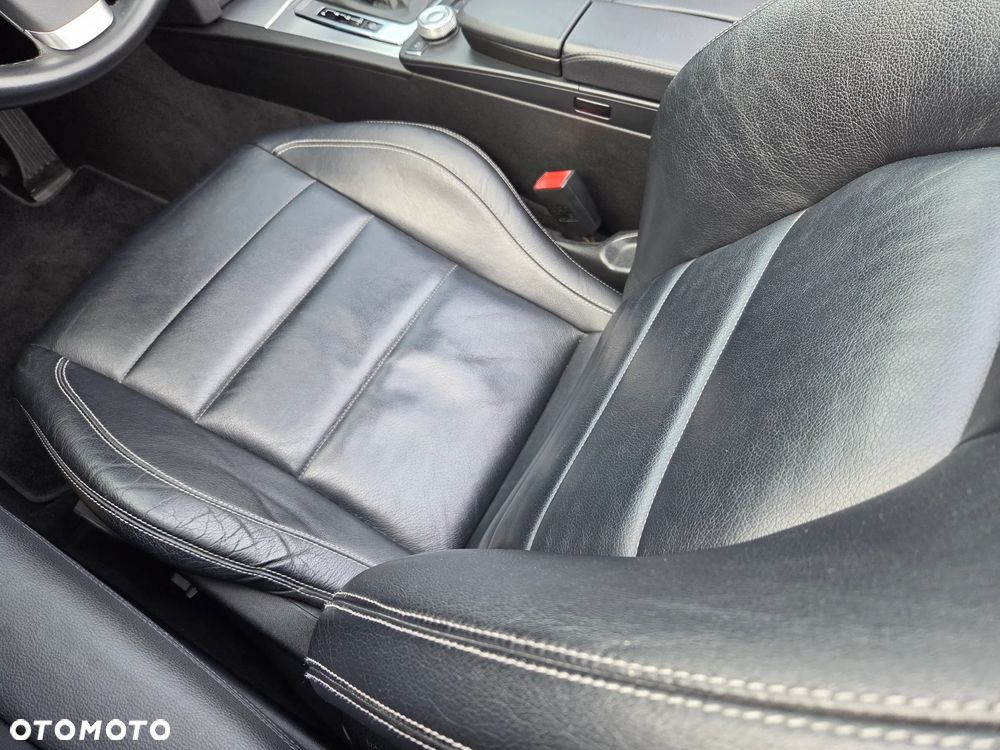 Mercedes-Benz Klasa E ver-e--klasse-cabrio-avantgarde - 17