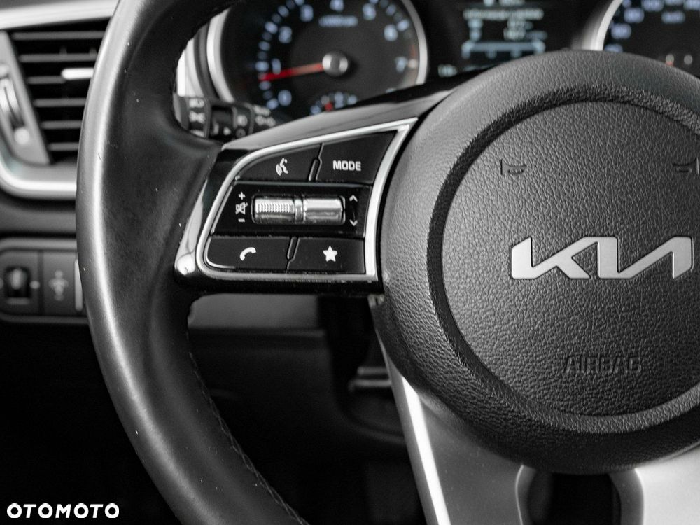 Kia Ceed 1.5 T-GDI M - 16