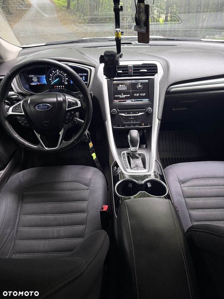 Ford Mondeo - 7