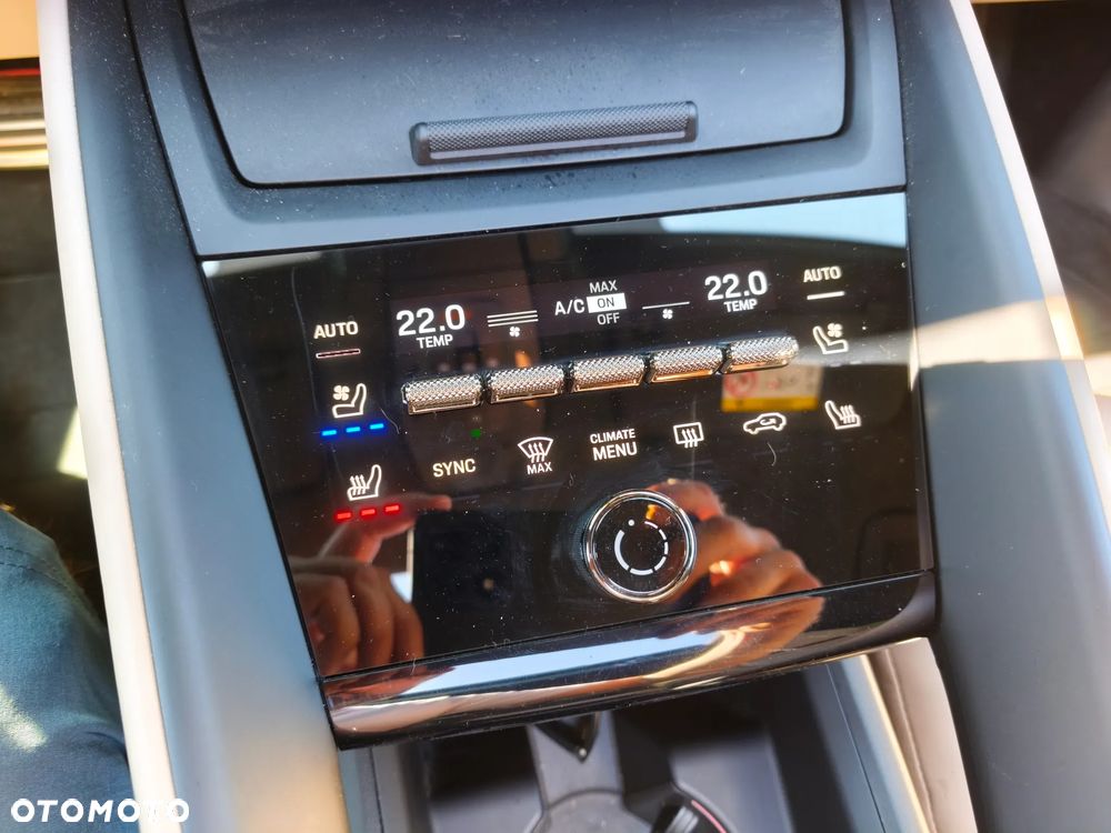 Porsche Macan - 21