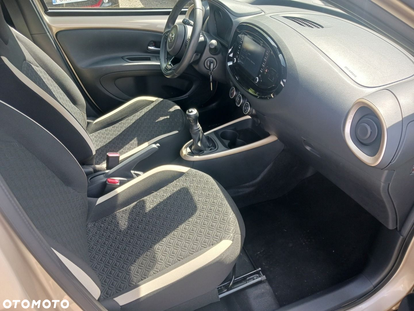 Toyota Aygo X - 12