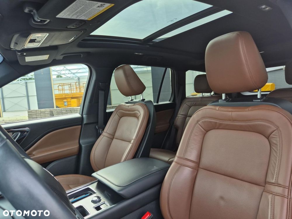 Lincoln Aviator - 11