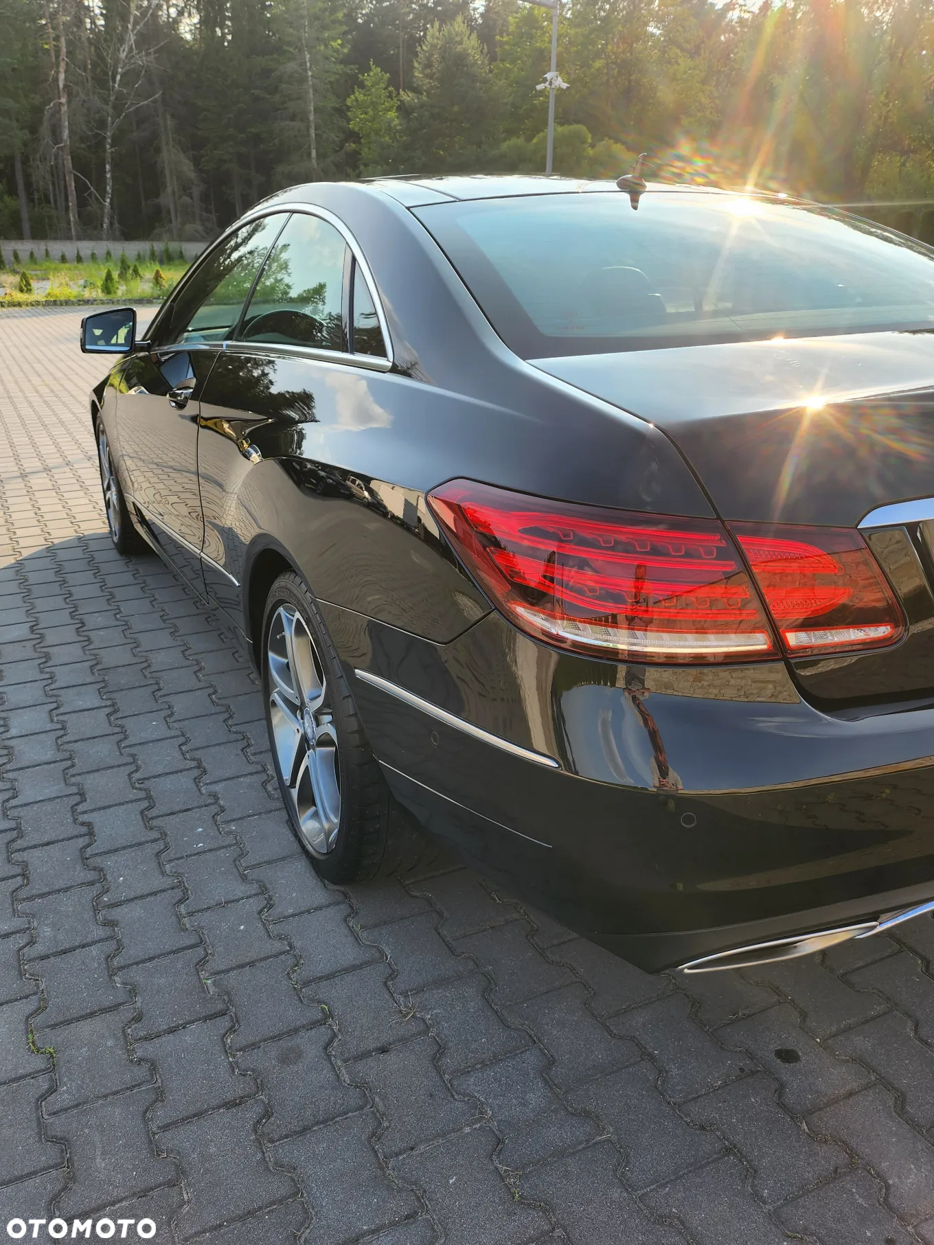 Mercedes-Benz Klasa E 200 Coupe 9G-TRONIC - 16