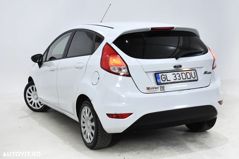 Ford Fiesta 1.5 TDCi Ambiente - 3