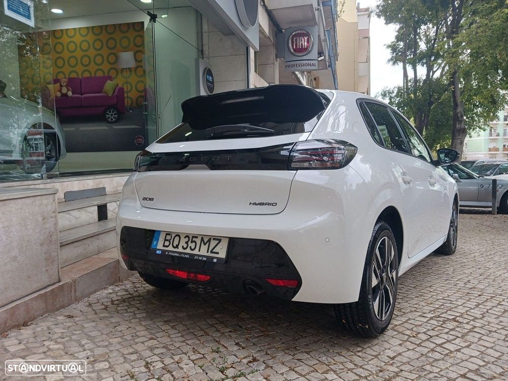 Peugeot 208 1.2 Hybrid Allure e-DCS6 - 8