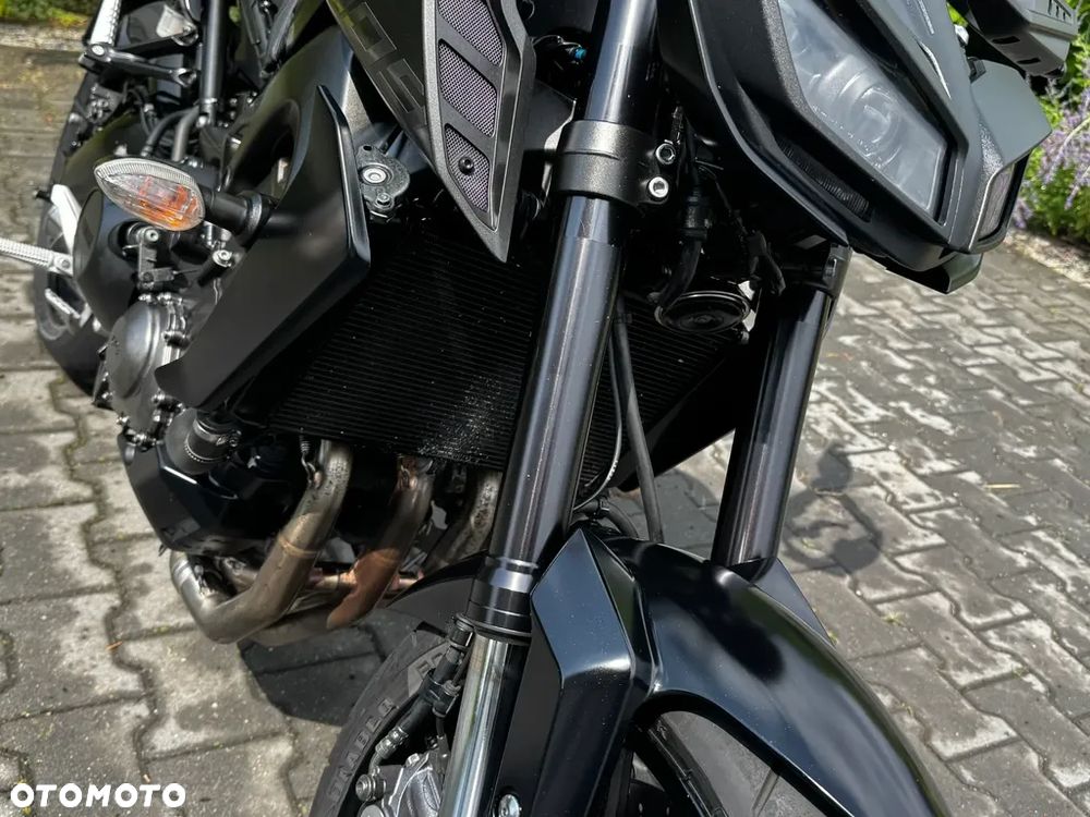 Yamaha MT - 8