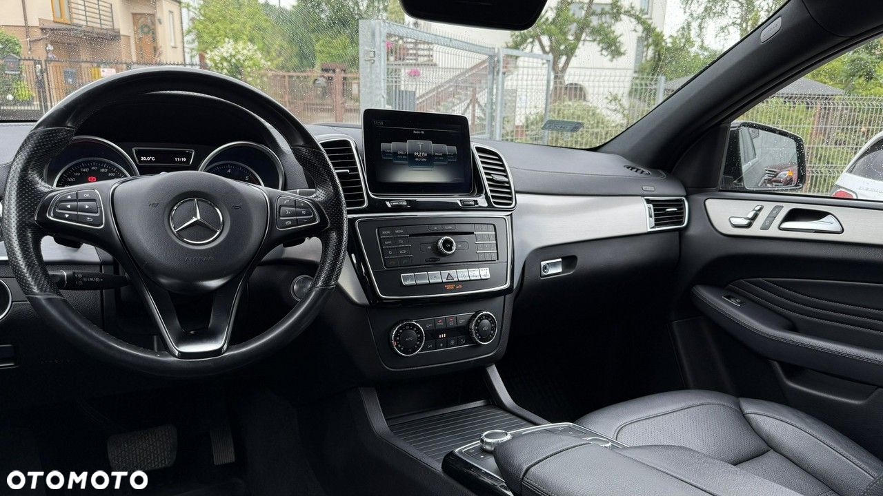 Mercedes-Benz GLE - 15