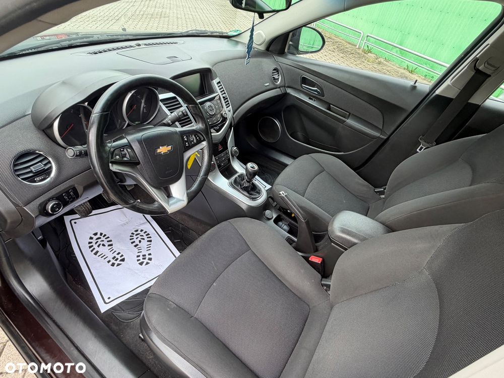 Chevrolet Cruze 1.4 T LT - 9