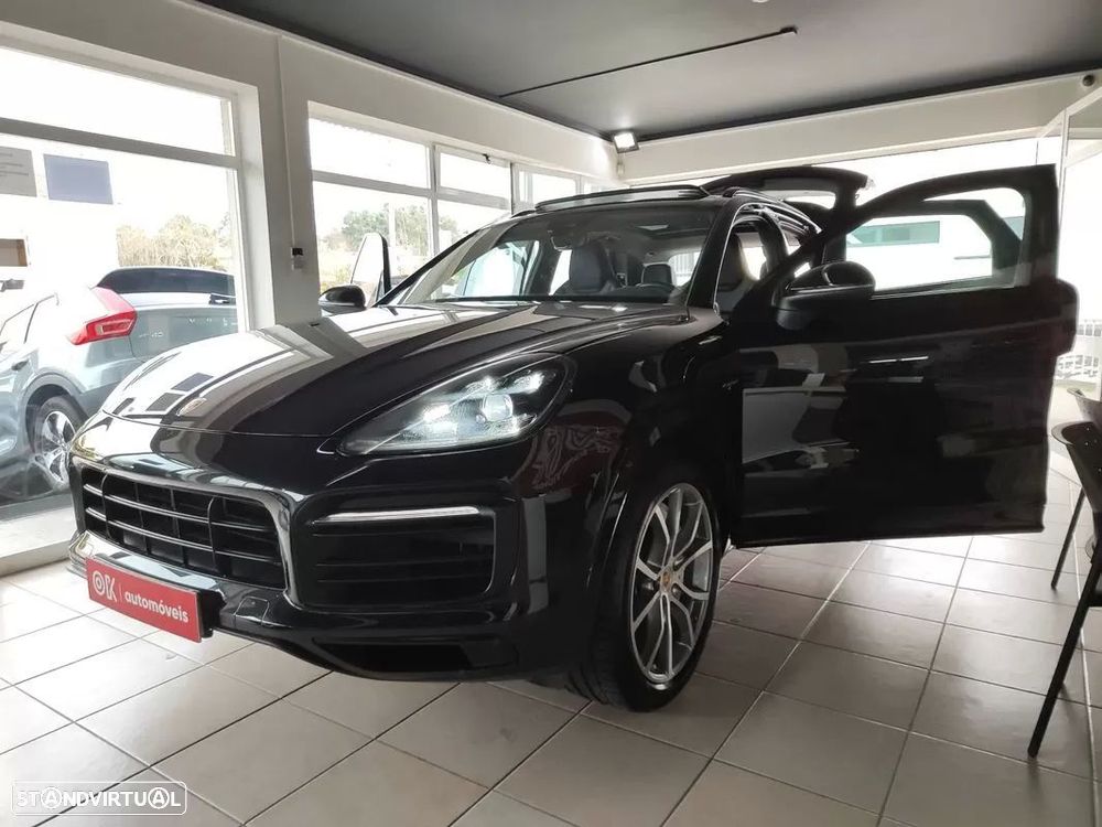 Porsche Cayenne E-Hybrid Platinum Edition — fotografia 17