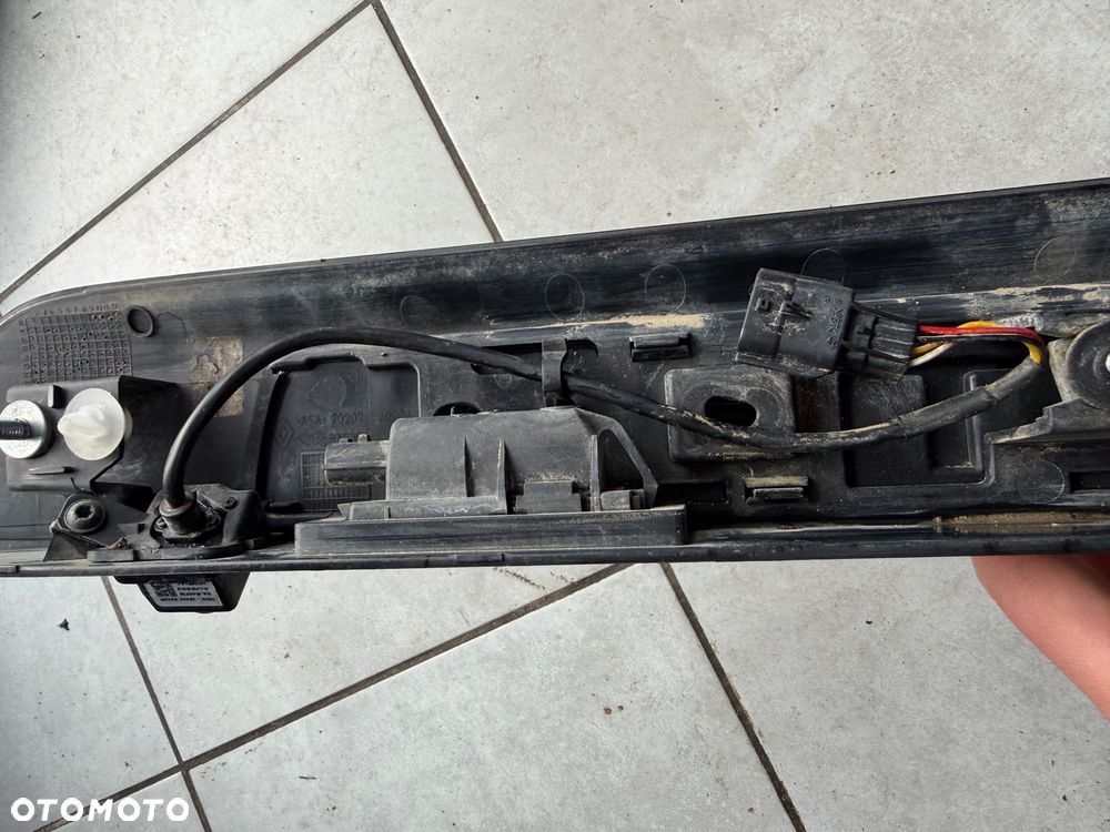 Listwa podświetlenia tablicy z kamerą cofania Renault Master IV 19- 284429232R 265126583R - 4