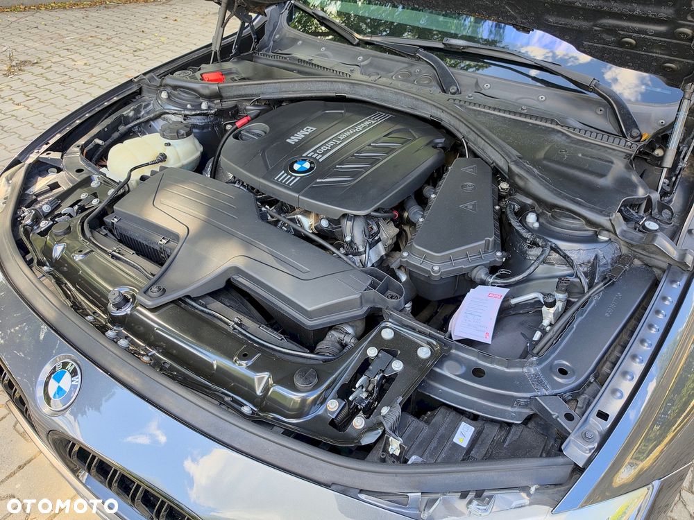 BMW Seria 3 318d Modern Line - 28
