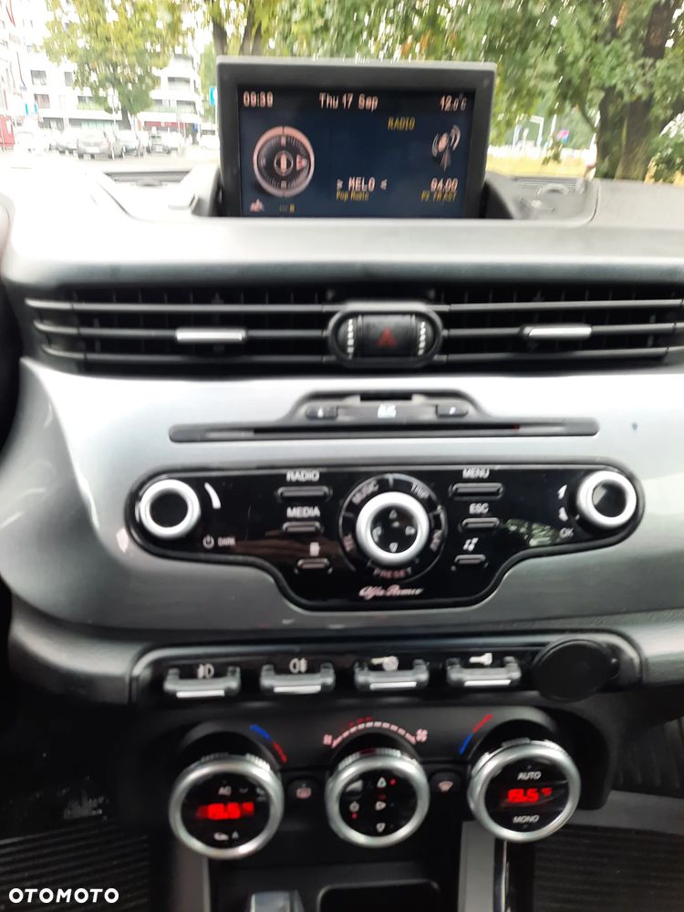 Alfa Romeo Giulietta 2.0 JTDM 16V Turismo - 21