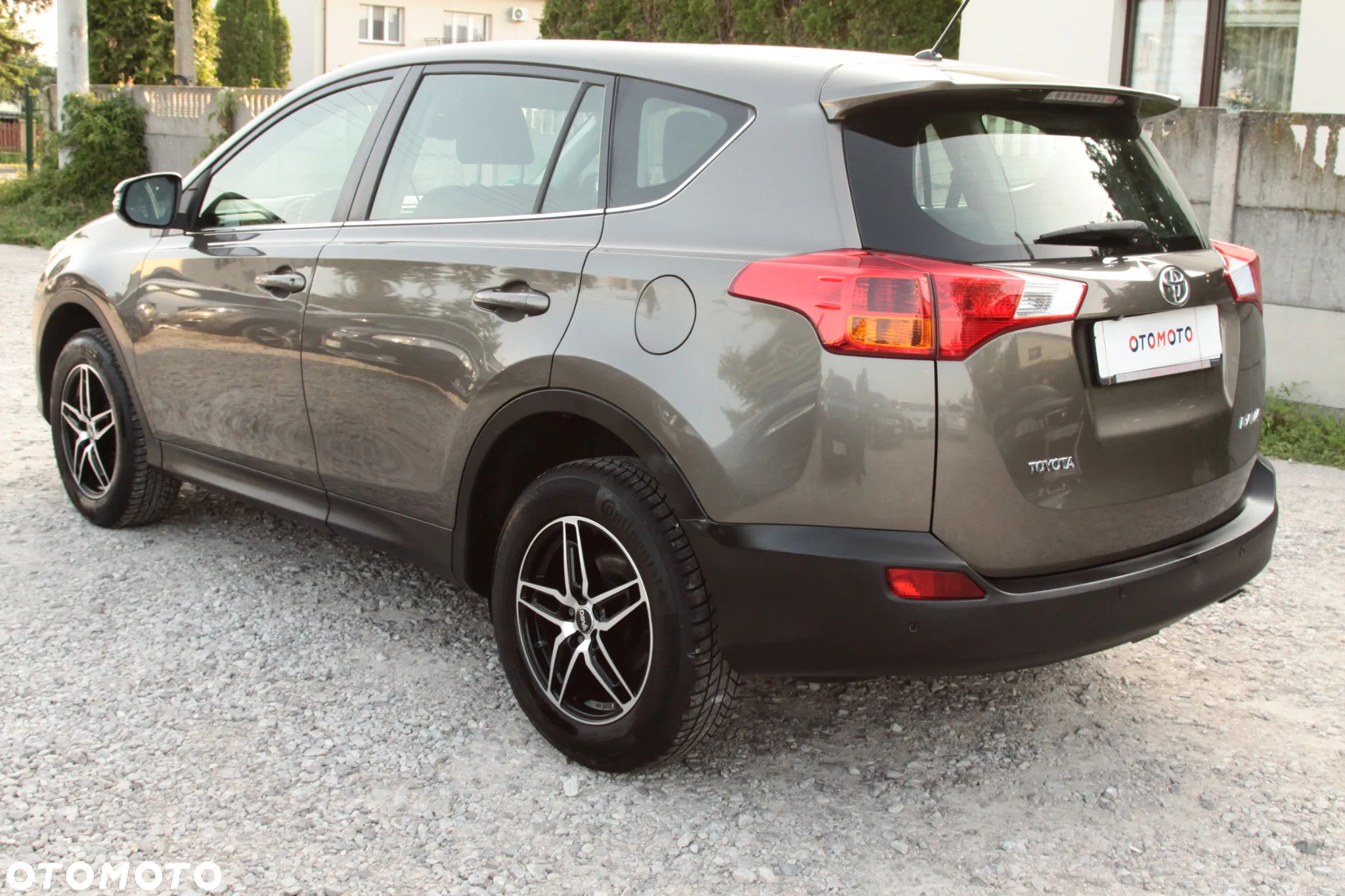 Toyota RAV4 2.0 D-4D 4x2 Start-Stop Comfort - 4