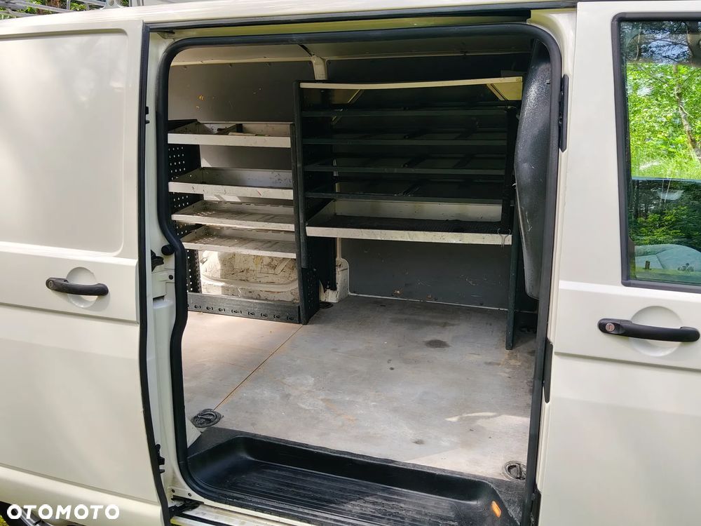 Volkswagen T5 - 6