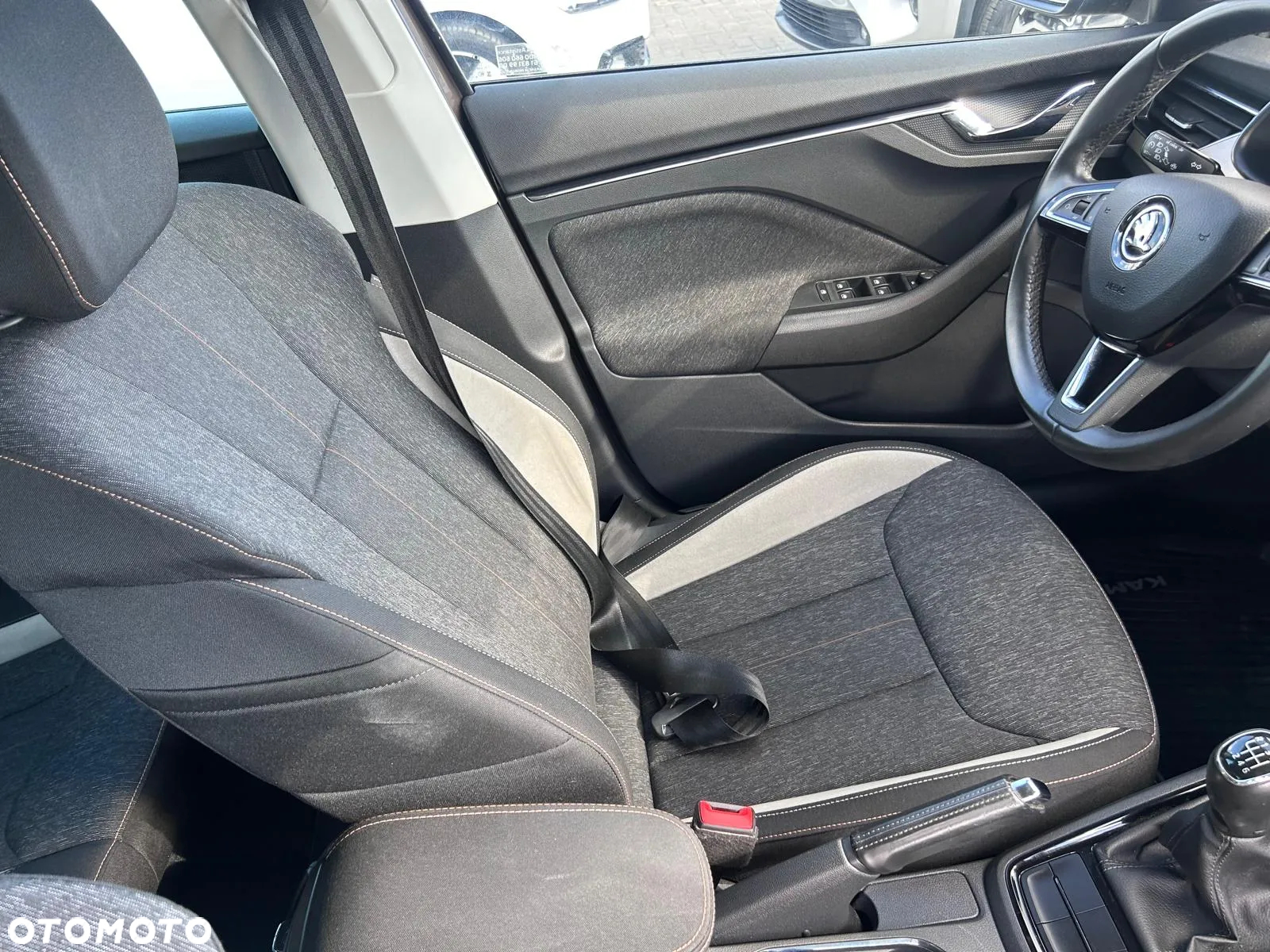 Skoda Kamiq 1.0 TSI Style - 10