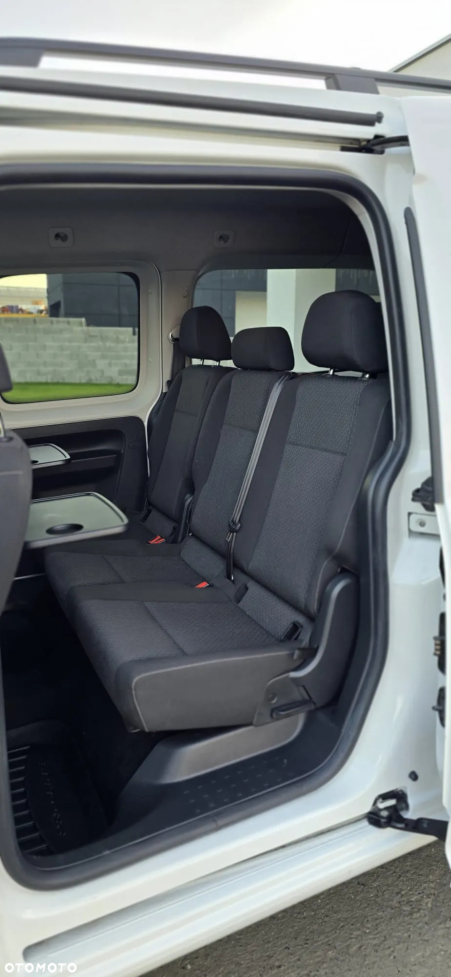 Volkswagen Caddy Maxi 2.0 TDI Comfortline DSG - 29