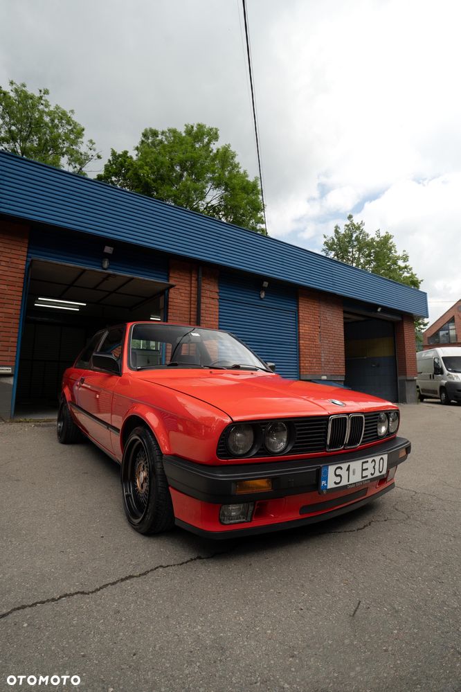 BMW Seria 3 328i - 7