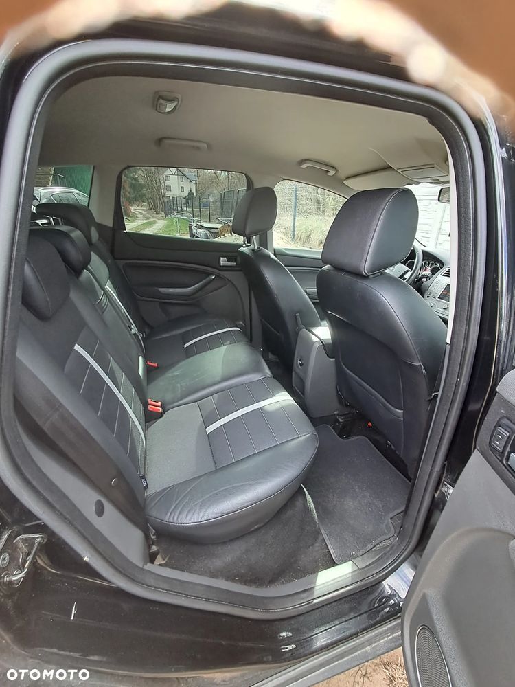 Ford Kuga 2.0 TDCi 4x4 Titanium - 16