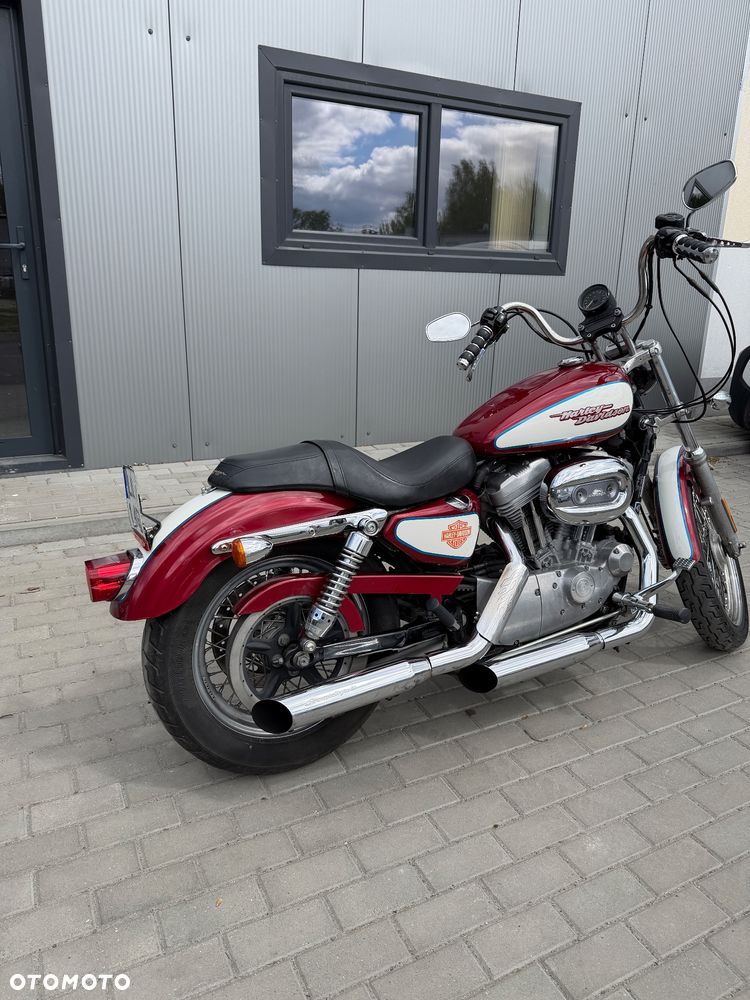 Harley-Davidson Sportster Custom 883C - 2