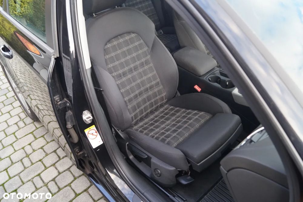 Audi A4 Avant 2.0 TDI DPF Ambition - 25
