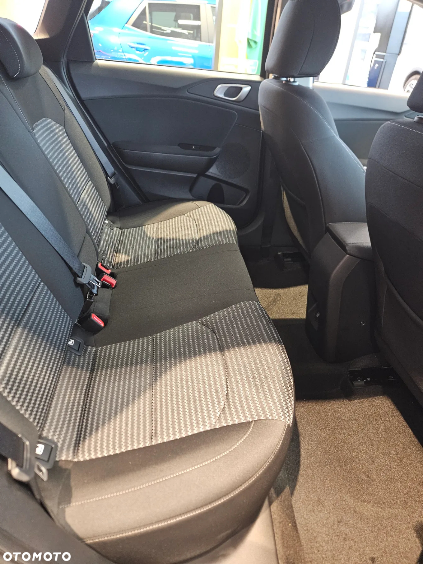 Kia Ceed 1.5 T-GDI M - 8
