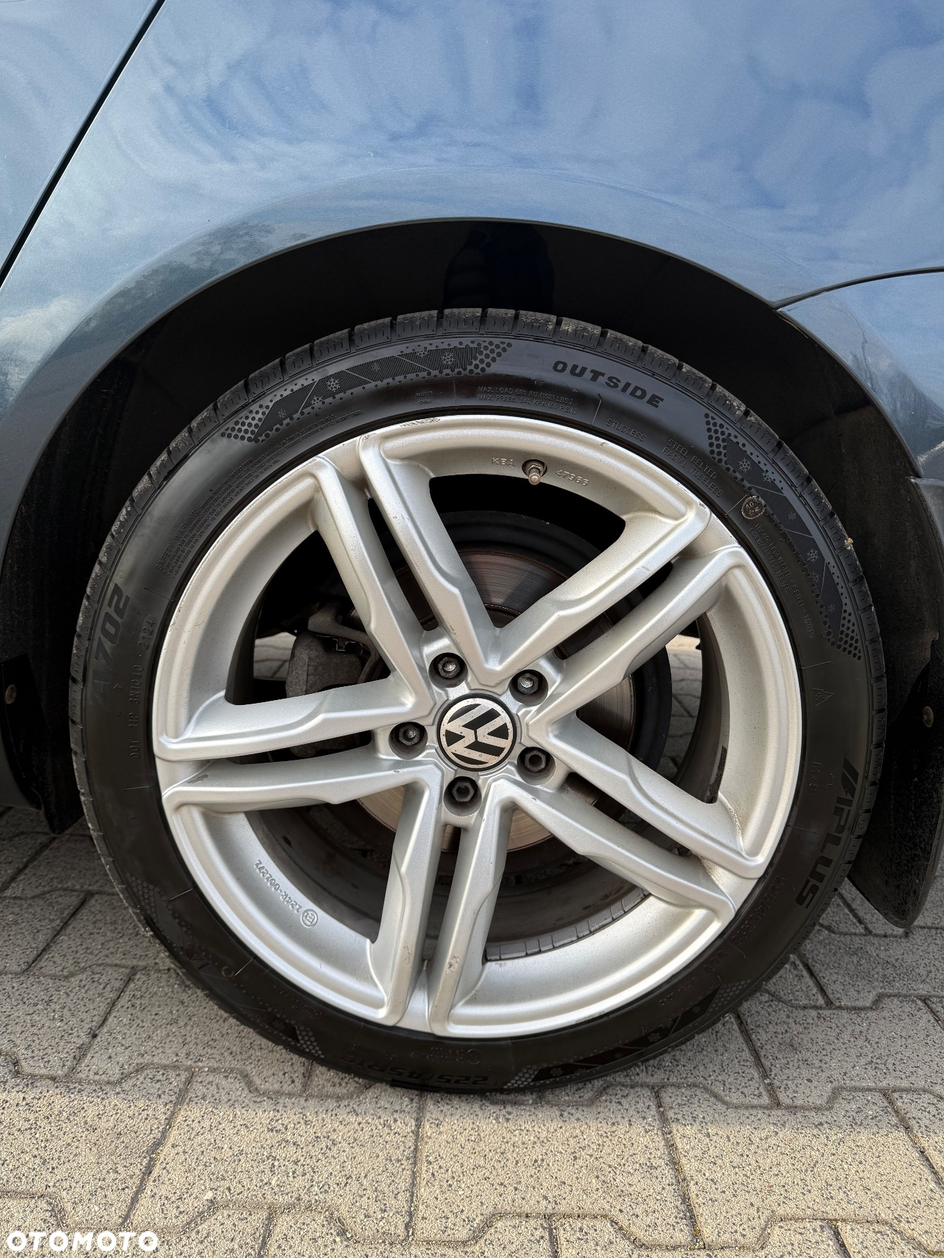 Volkswagen Passat - 16