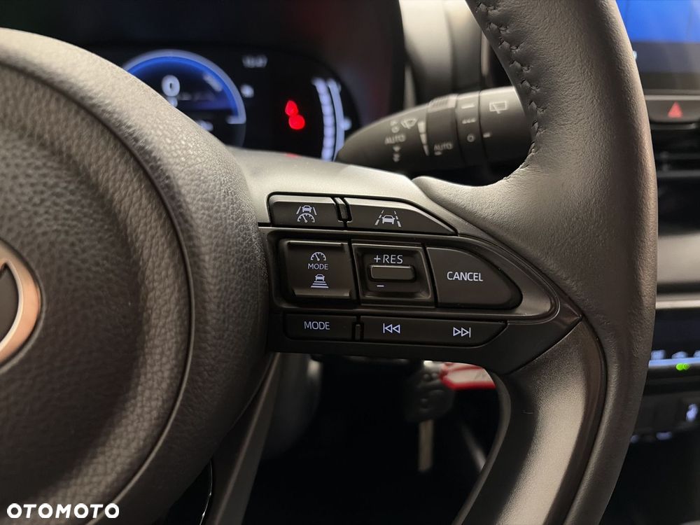 Toyota Yaris Hybrid 1.5 Style - 14