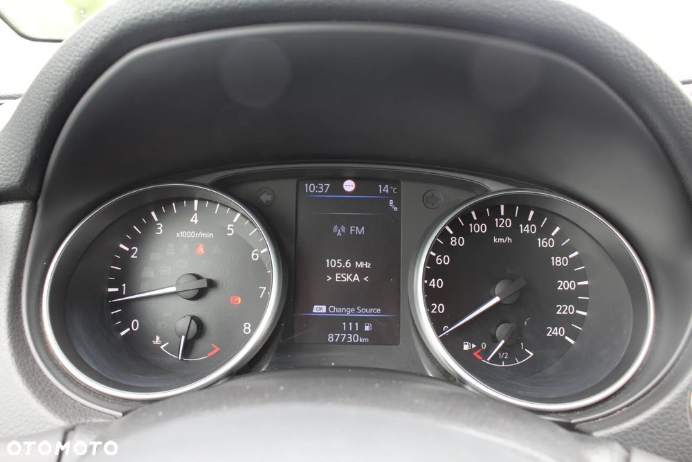Nissan Qashqai 1.3 DIG-T Tekna+ - 27