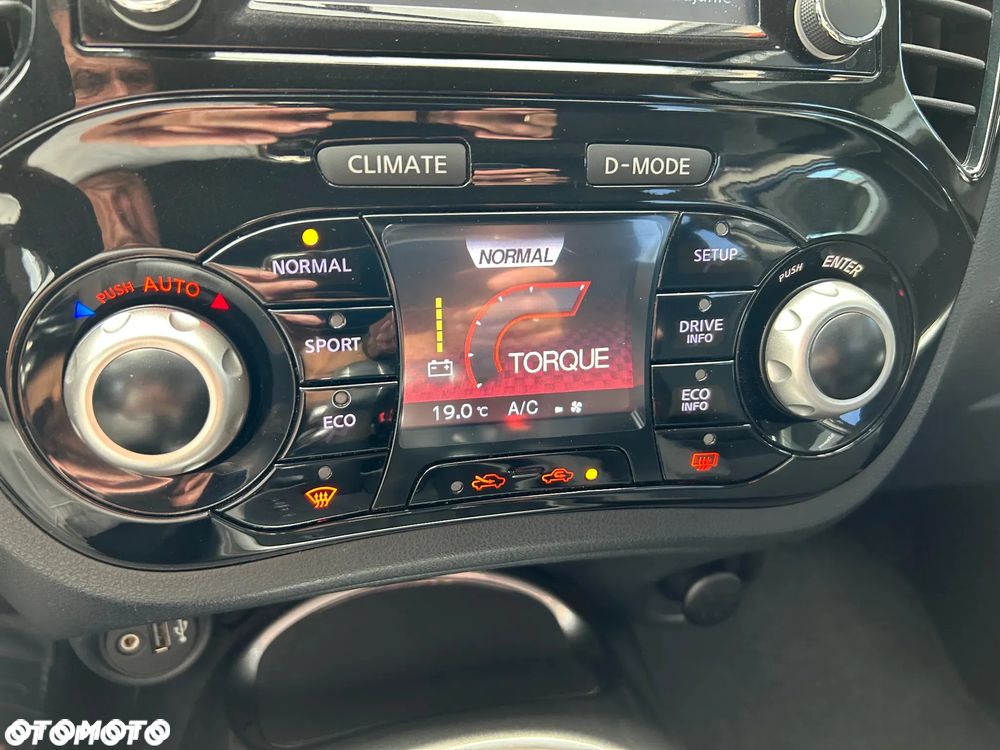 Nissan Juke 1.6 Xtronic Tekna - 23