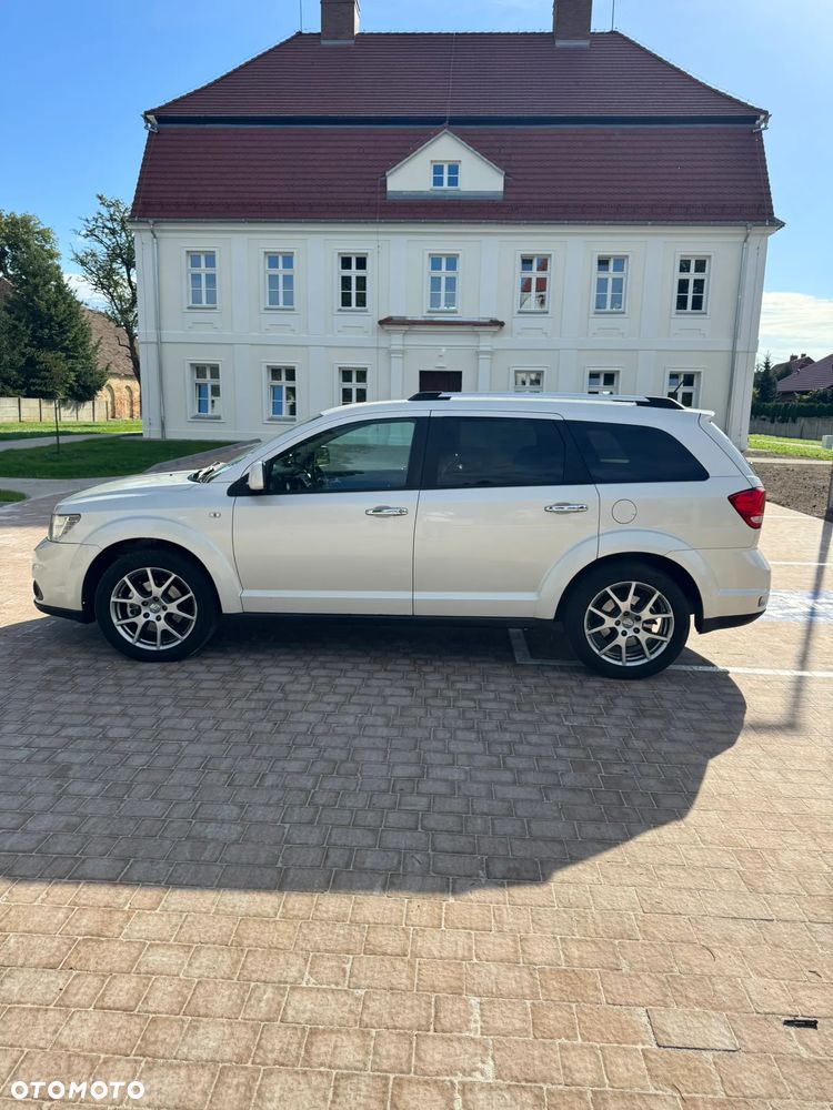 Fiat Freemont 2.0 Multijet 16V DPF Automatik Allrad Lounge - 3