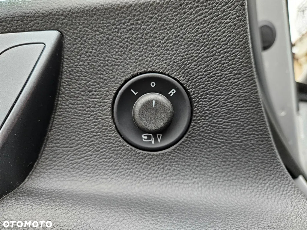 Opel Astra - 28