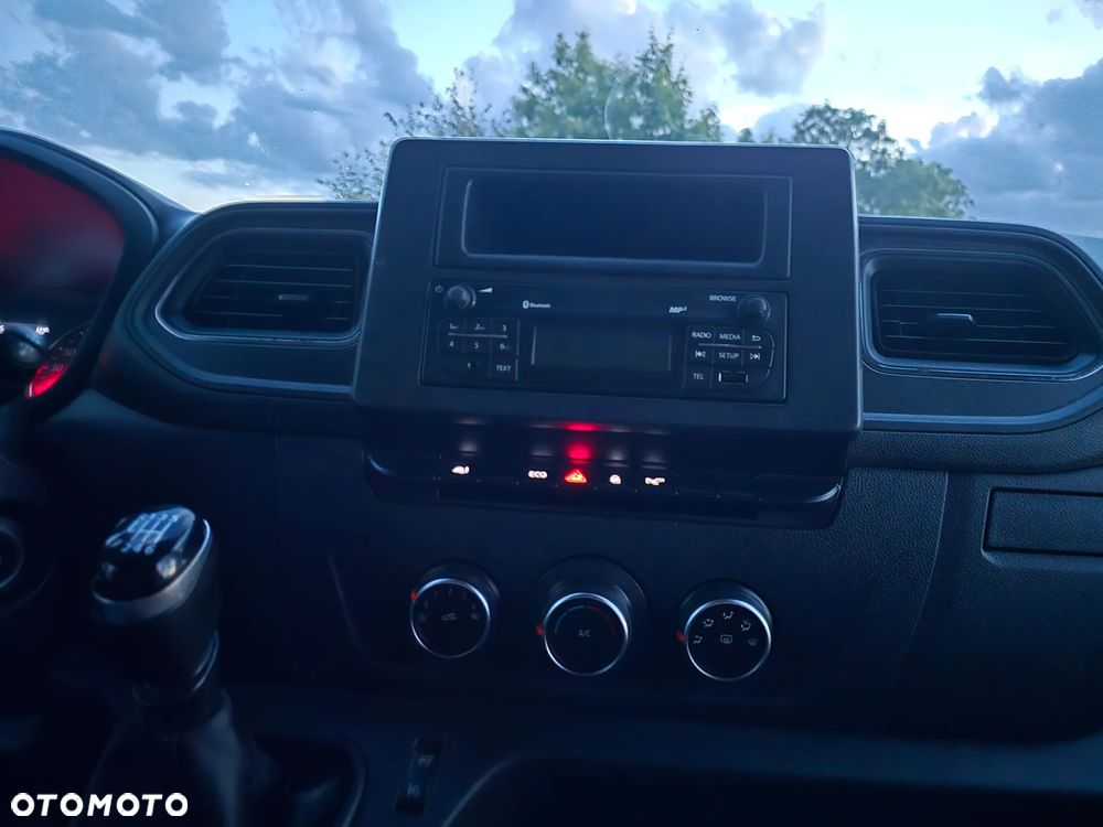 Renault Master - 19