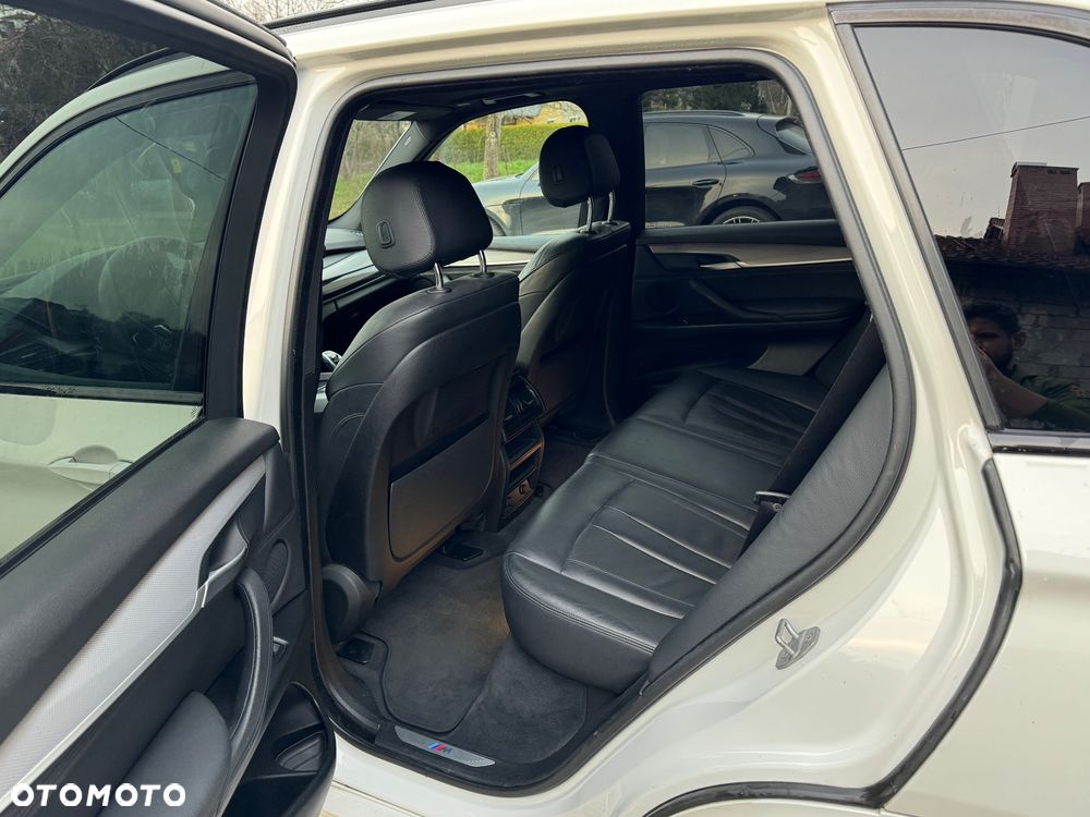 BMW X5 M M50d - 10