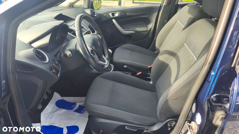 Ford Fiesta 1.25 Champions Edition - 12