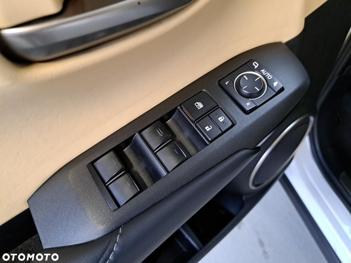 Lexus NX 200t Comfort AWD - 22