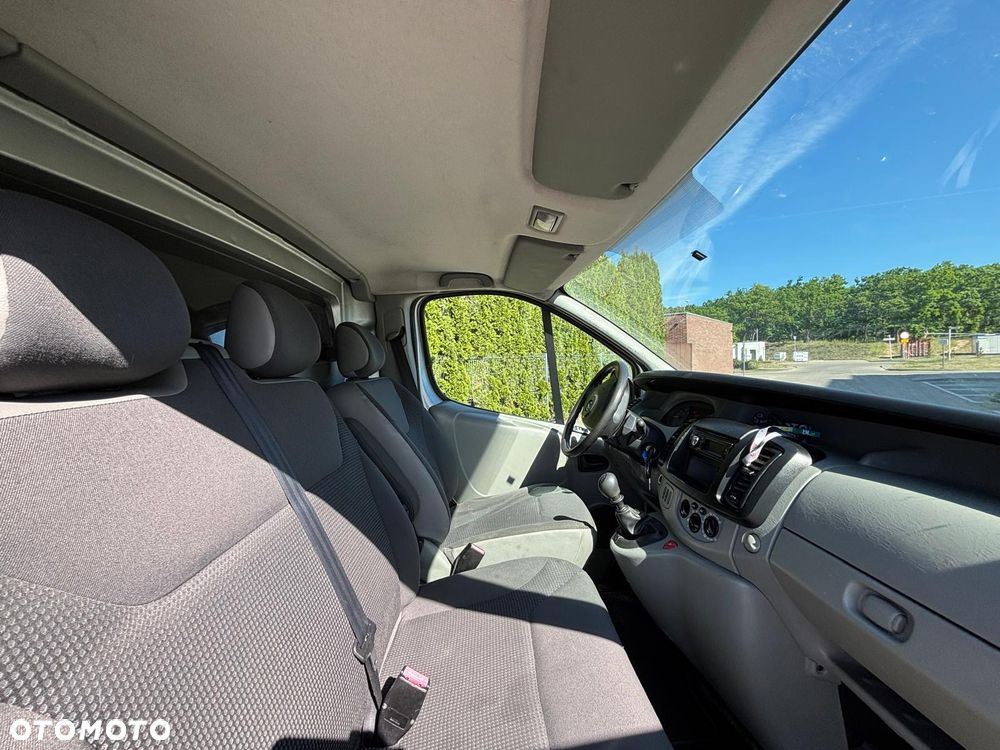 Opel Vivaro - 13