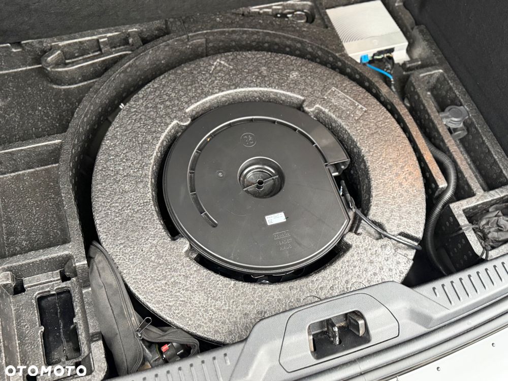 Ford Focus 1.5 EcoBoost STart-Stopp-System ST-LINE - 34
