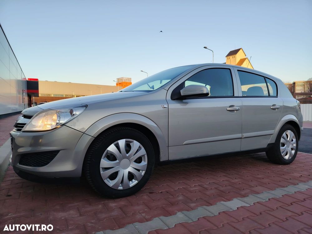 Opel Astra 1.4i Elegance - 1