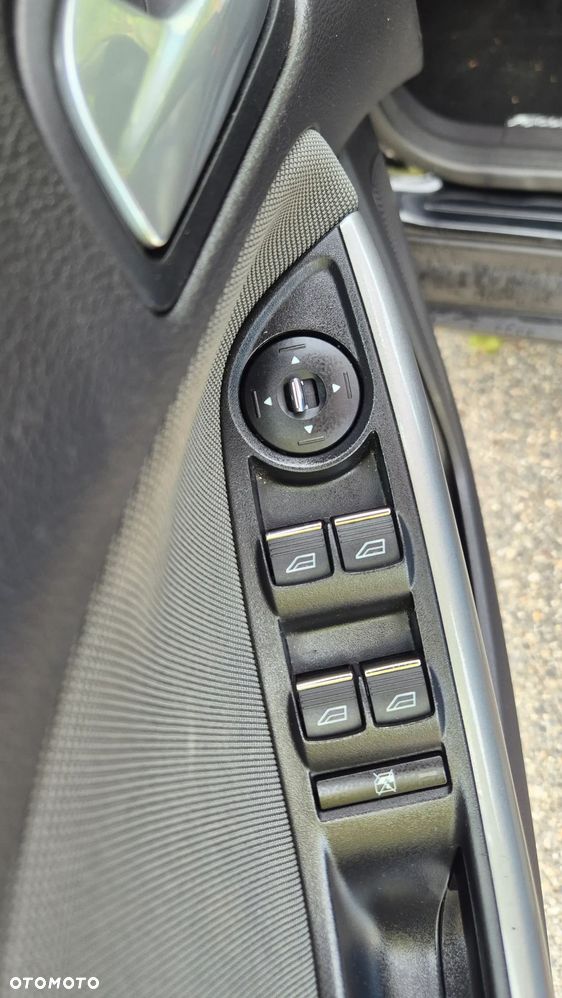Ford Focus 1.6 TI-VCT Trend - 11