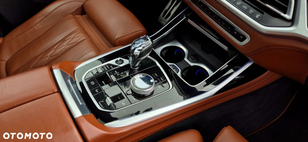 BMW X7 xDrive40d mHEV sport - 24