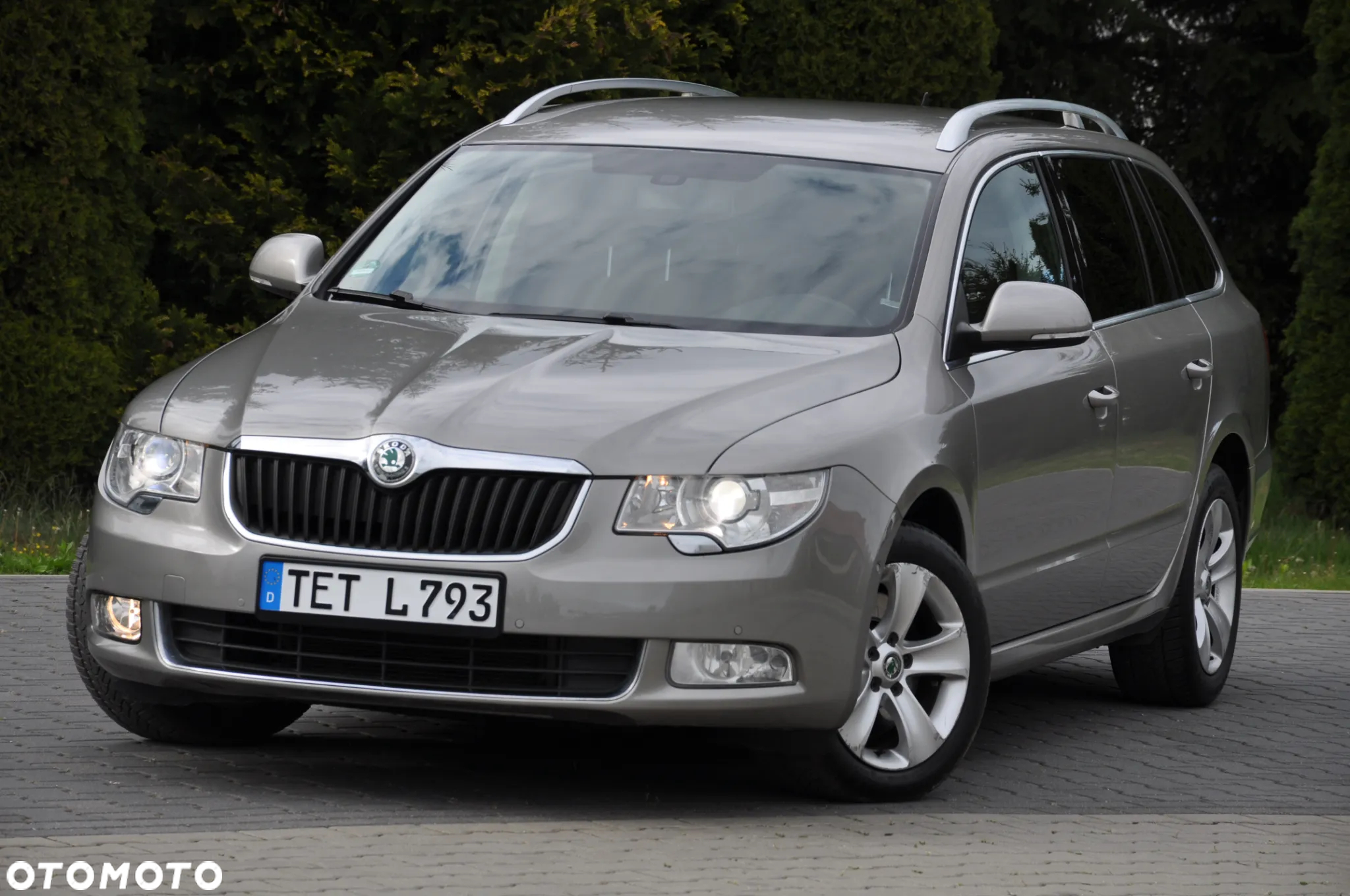 Skoda Superb 2.0 TDI Exclusive - 17