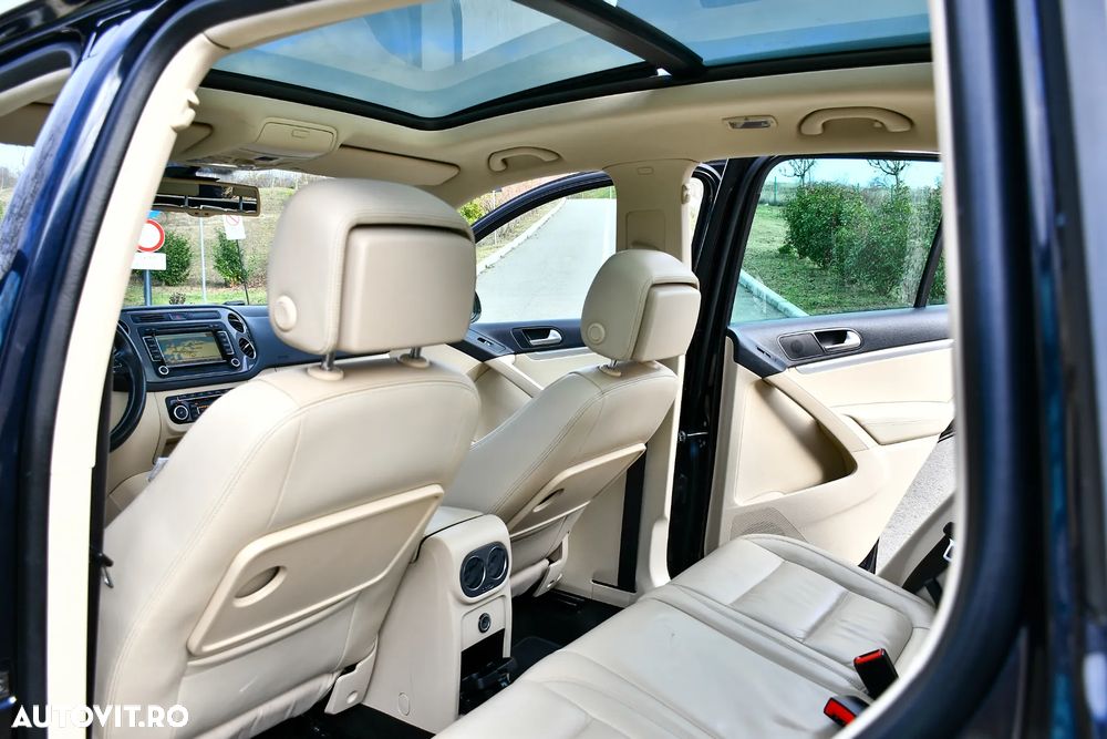 Volkswagen Tiguan 2.0 TDI DPF BlueMotion Technology Exclusive - 10