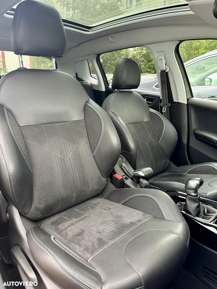Peugeot 2008 - 8
