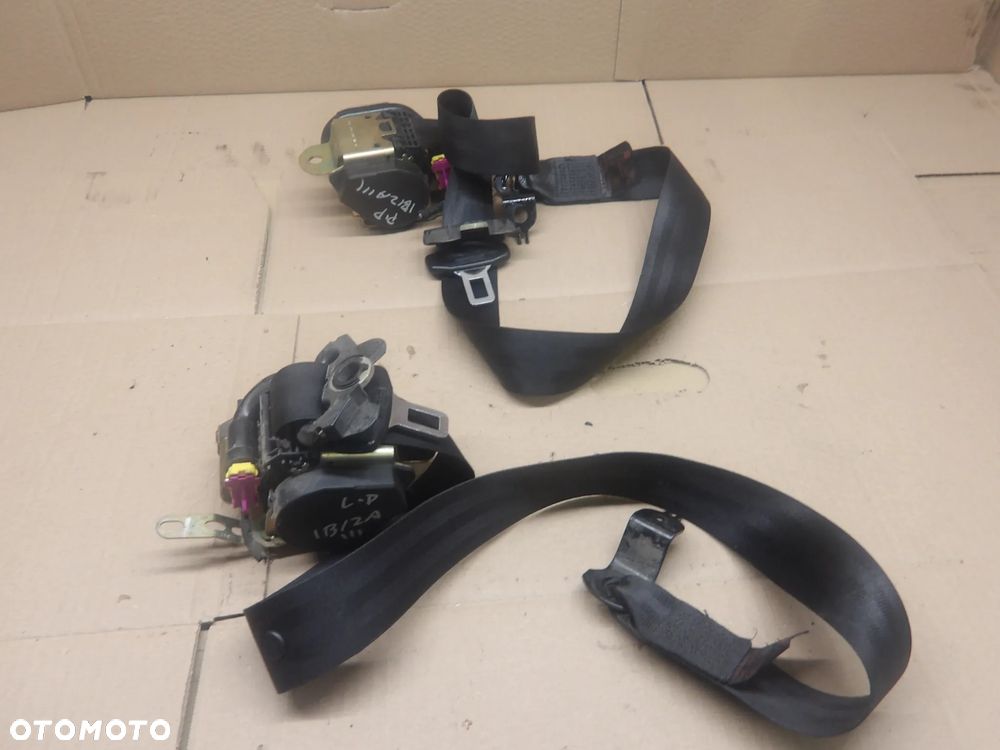 SEAT IBIZA III 06-09 1.4B 5D PAS BEZPIECZENSTWA PRAWY LEWY PRZÓD PRZEDNI - 1