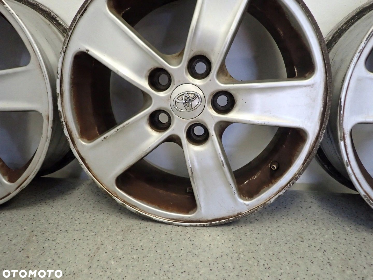TOYOTA COROLLA VERSO 04-08 FELGI ALUMINIOWE KOMPLET 16"x6.5J 5x114.3 - 6