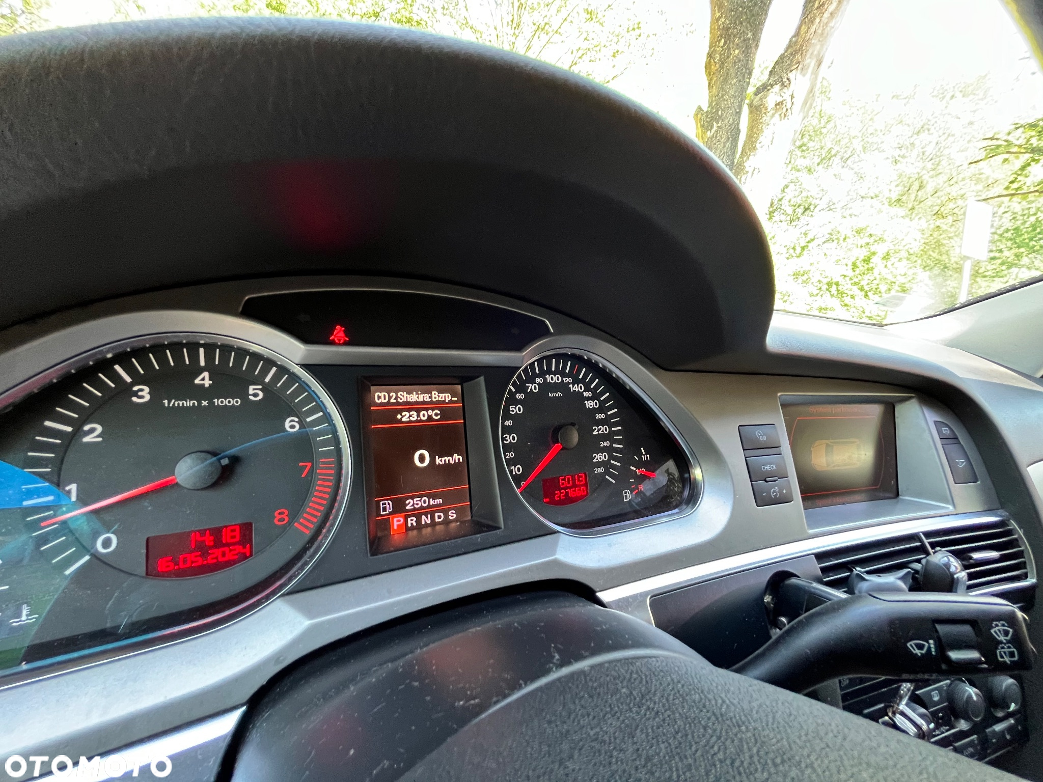 Audi A6 2.4 Multitronic - 14