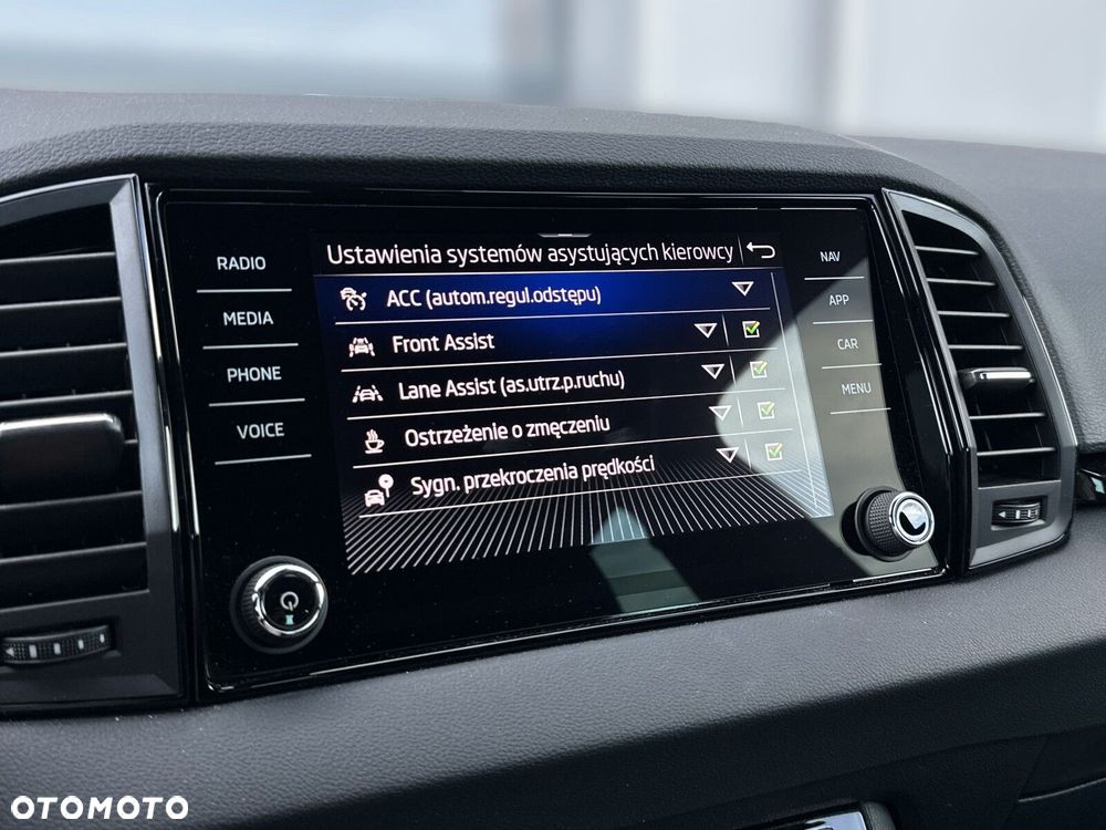 Skoda Karoq 1.5 TSI ACT Sportline DSG - 30