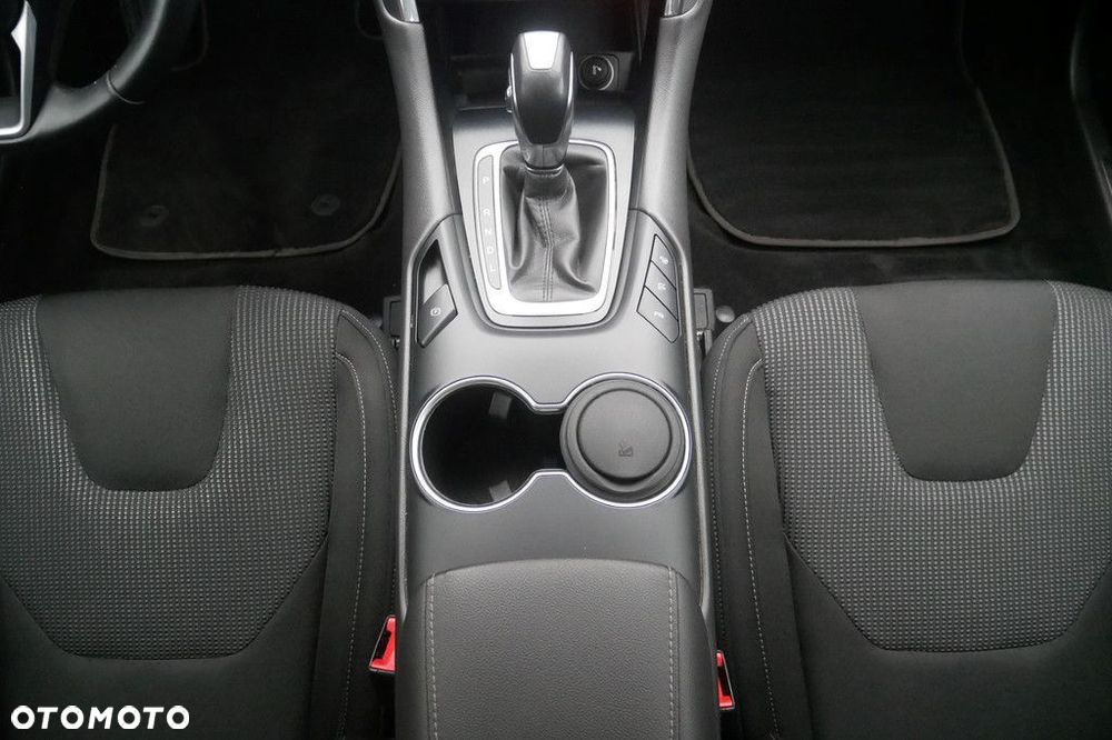 Ford Mondeo - 11