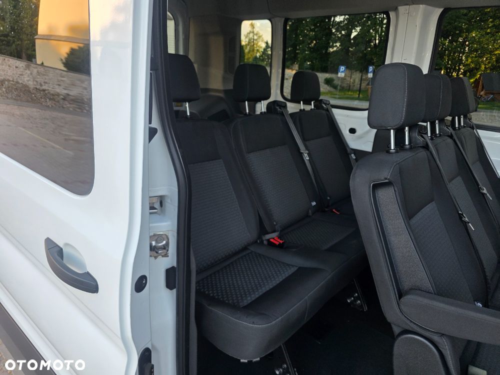 Ford Transit - 28